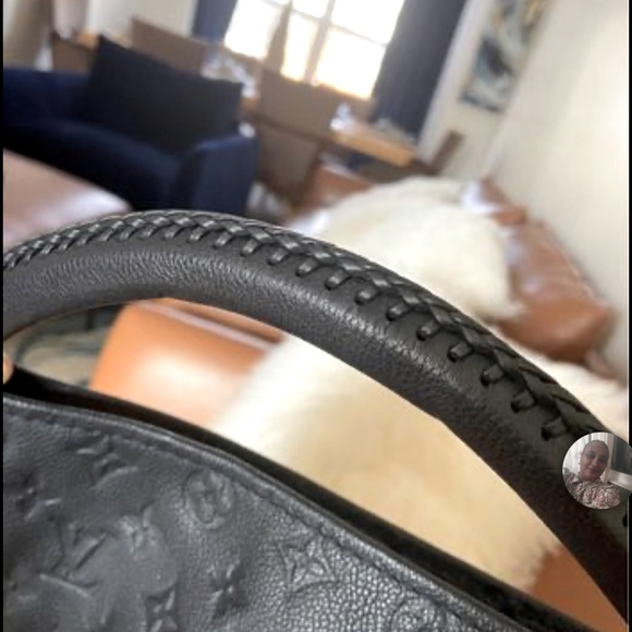 Authentic Louis Vuitton Artsy Navy Monogram (Rare) - Picture 3 of 10